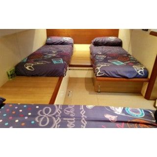 Achates
Sealine F42
